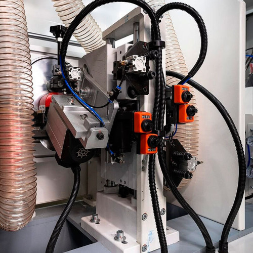 Okleiniarka obrzeży Nanxing NB7CJ Top