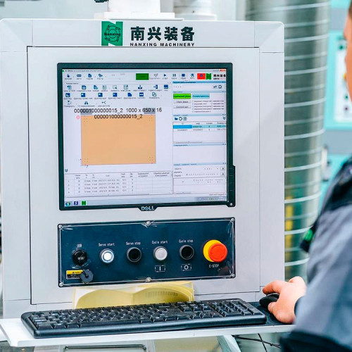 Сверлильно-присадочный центр с ЧПУ Nanxing NCB612S с пилой